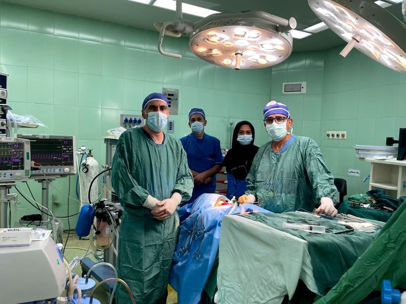 عمل جراحی نادر رزکسیون لارنگوتراکئال برای اولین بار در گیلان با موفقیت انجام شد