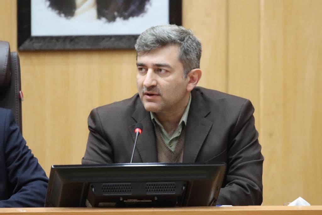 مدیریت مصرف برق از خود بدنه دولت آغاز شده است/ تعداد محدود کننده مصرف بر روی انشعابات مشترکین اداری به ۵۳۰ عدد رسیده است