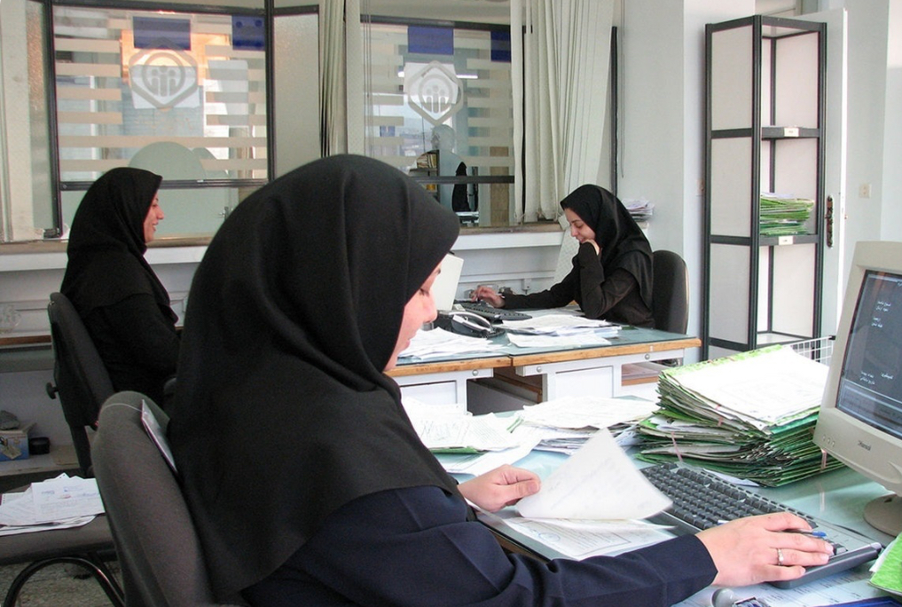 تداوم دورکاری بانوان باردار و مادران شاغل دارای فرزند زیر ۷ سال برای دوشنبه