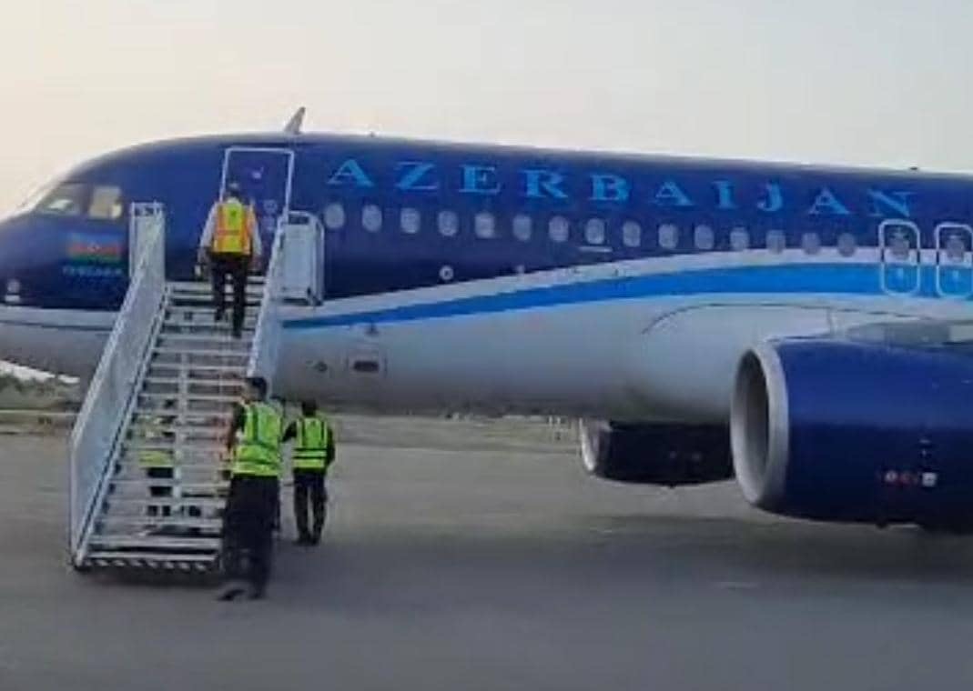 فرود اضطراری هواپیمای آذربایجانی در فرودگاه رشت برای نجات جان شهروند باکویی
