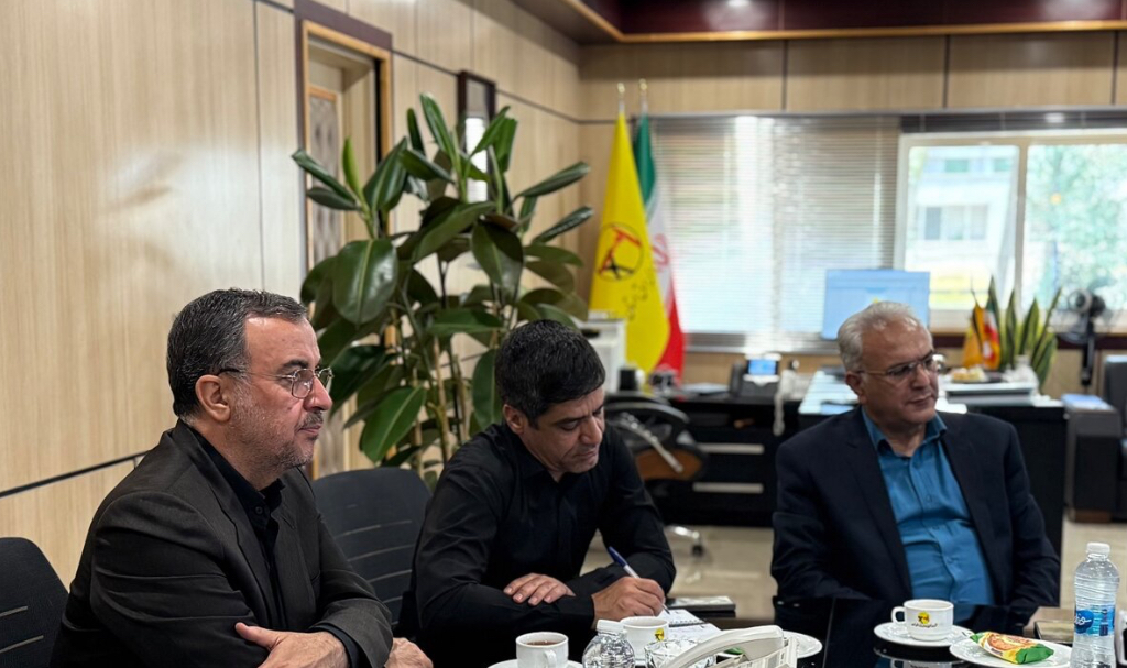 وصول مطالبات موتور محرکه صنعت برق است