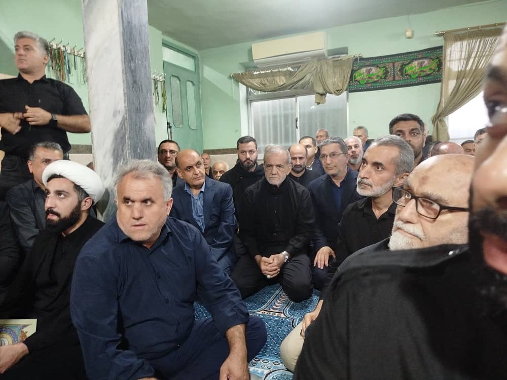 حضور رئیسجمهور در مراسم ختم پدر نماینده رشت و خمام در مجلس