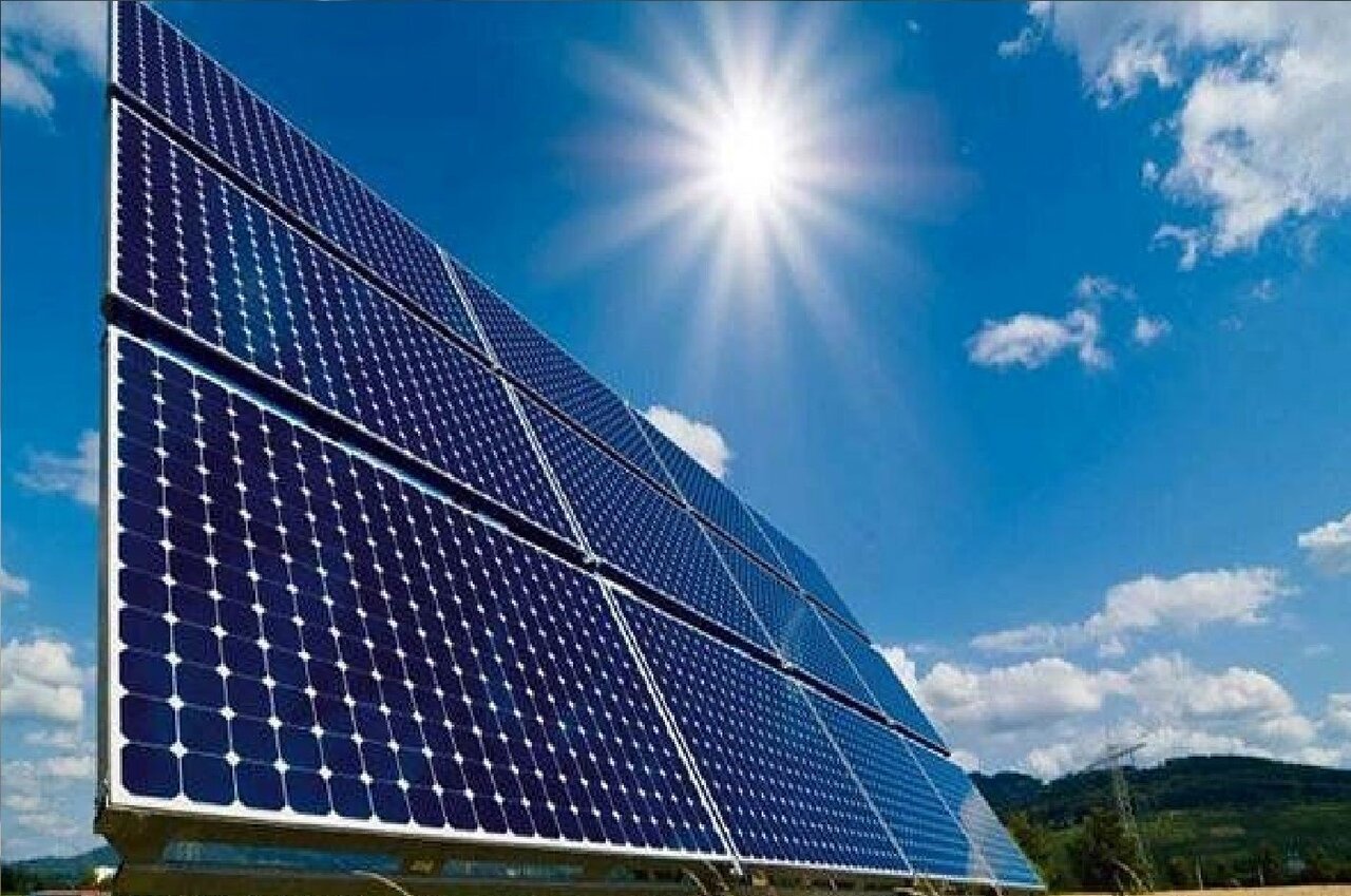 ساخت نیروگاه‌های خورشیدی در پایتخت سرعت می‌گیرد